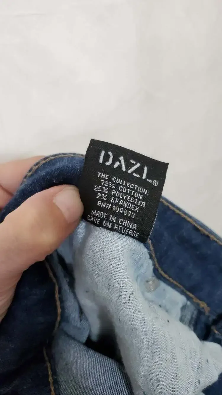 DAZL. Distressed Lace-Up Ombre Skinny Jeans Size 7